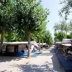 Paradiso Camping 2*